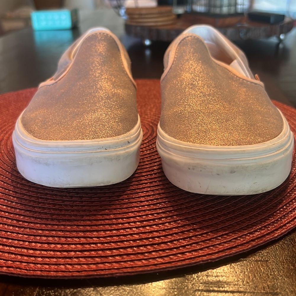 Womens Vans size 7.5. - Picture 2 of 9
